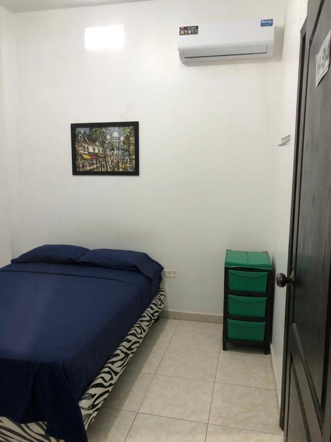 מנטה Hostal Playa Imperial מראה חיצוני תמונה