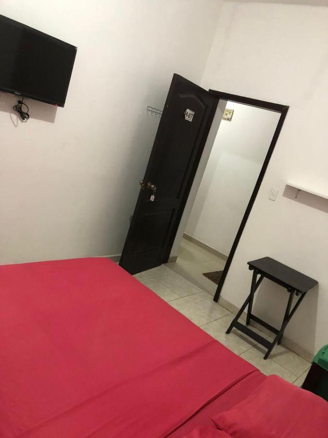 מנטה Hostal Playa Imperial מראה חיצוני תמונה