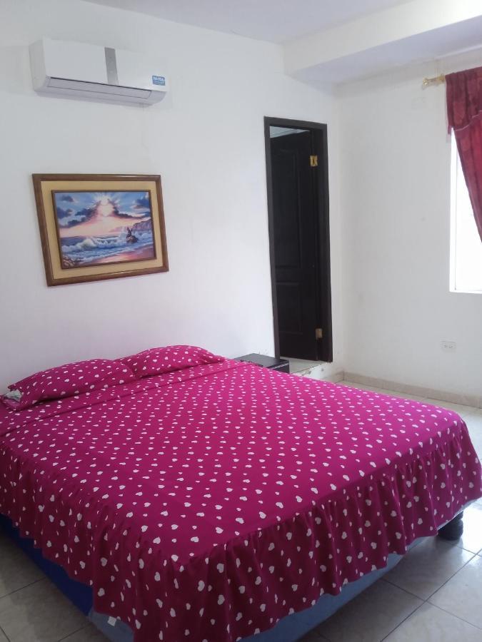 מנטה Hostal Playa Imperial מראה חיצוני תמונה
