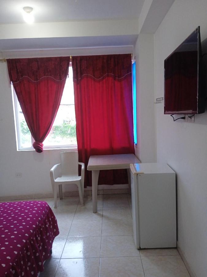 מנטה Hostal Playa Imperial מראה חיצוני תמונה