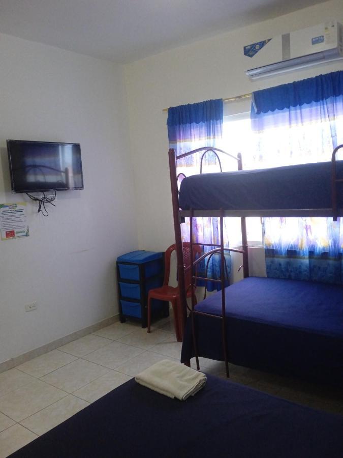 מנטה Hostal Playa Imperial מראה חיצוני תמונה